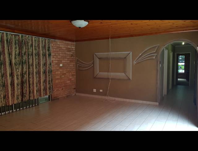 4 BEDROOM HOUSE RENTED IN MONTROSE